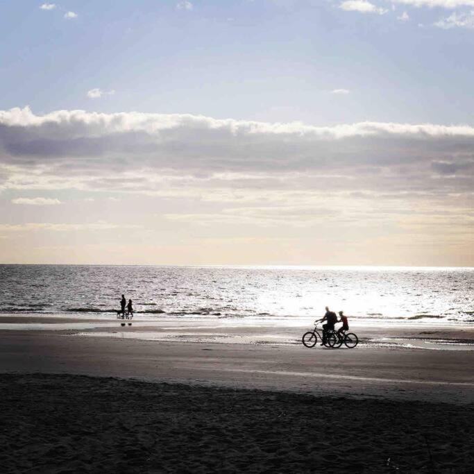 Coastal King Beach Flat Convenient To Everything! Apartment Hilton Head Island Exterior photo